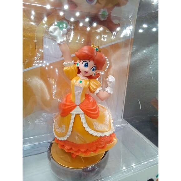 Nintendo Amiibo Super Smash Bros. Daisy Figure Collectible - Picture 8 of 8